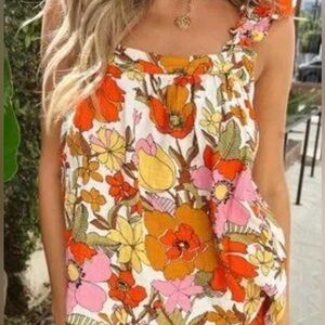 Show Me Your Mumu Mazzy Ruffle top Far Out Floral pattern. Boho, festival Med